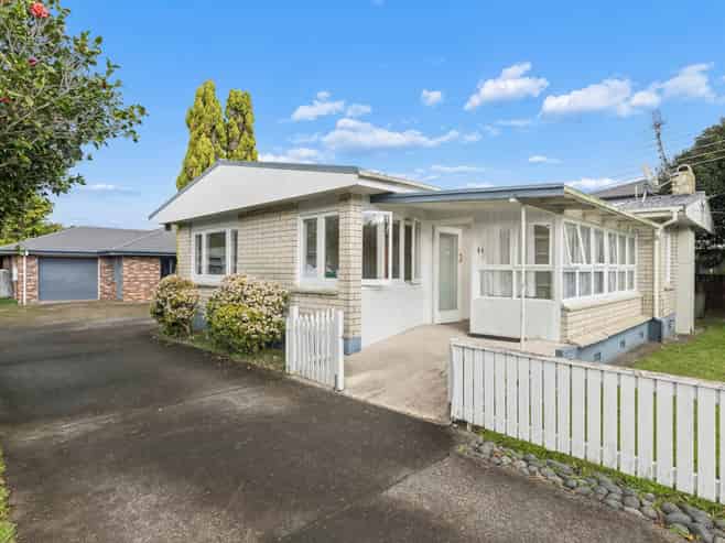 75 Clevedon Road, Papakura