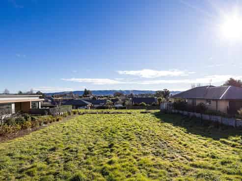 26 Elizabeth Avenue, East Taieri
