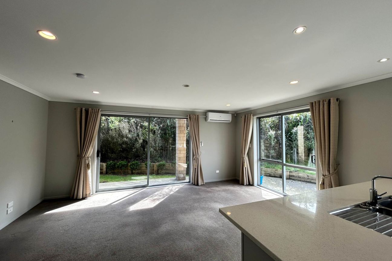 Your Peaceful Orewa Family Retreat - Vista 2