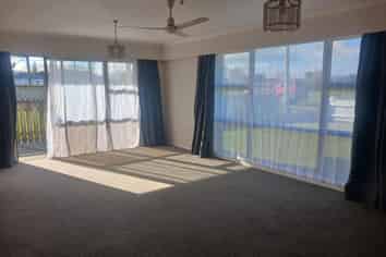 54 Wynyard Street, Normanby