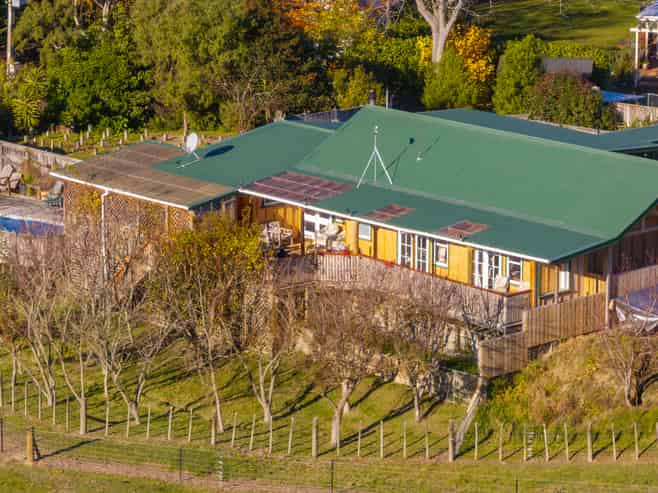 589 Gladstone Road, Gladstone