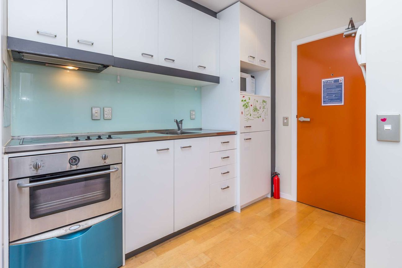 Great location!!!! Fully furnished apartment - Widok 4
