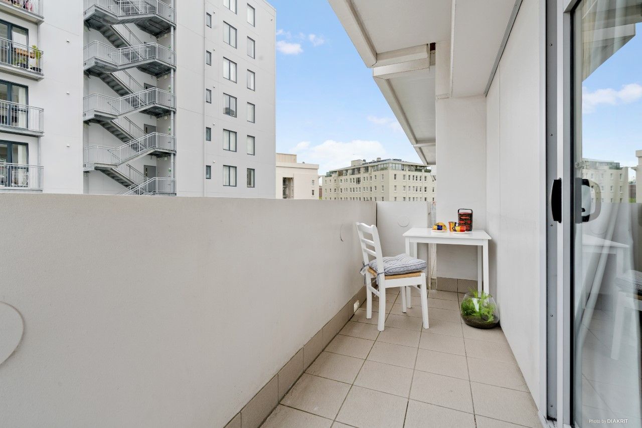 Great location!!!! Fully furnished apartment - Więcej