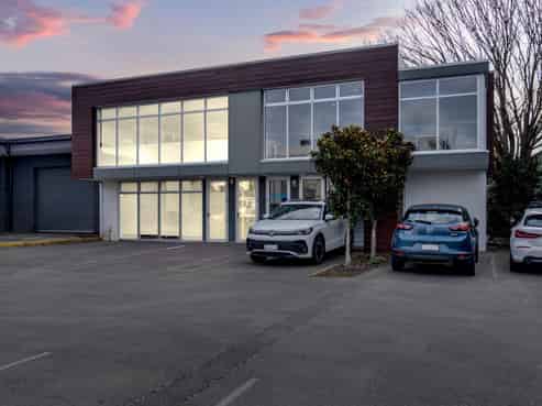 Bright, modern office in Burnside