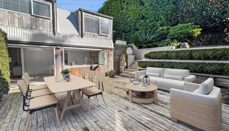 32 Seabreeze Road, Devonport