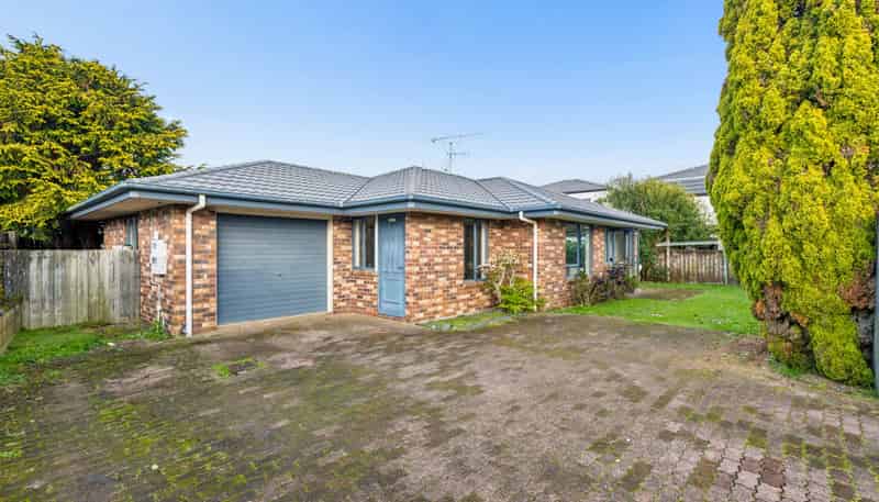 75A Clevedon Road, Papakura