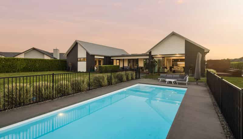 20 Mike Smith Drive, Cambridge