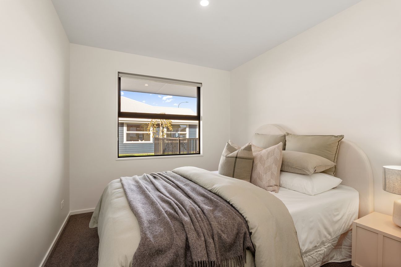 Lincoln Turnkey Homes | 3 Bed + Garage - Aanzicht 2