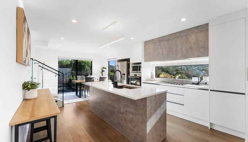 6D Oaktree Avenue, Browns Bay