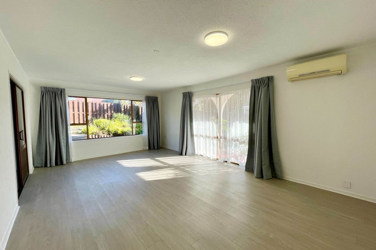 3 Bed 2 Bath Family Home in Ellerslie - Vista 2