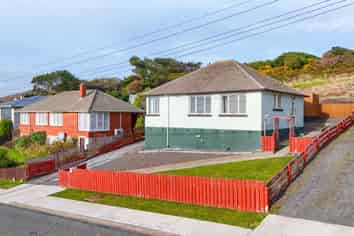 200 Lagan Street, Bluff