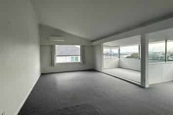 27 Ngaiwi Street, Orakei