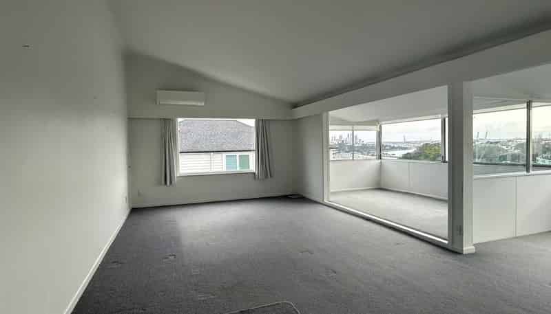 27 Ngaiwi Street, Orakei