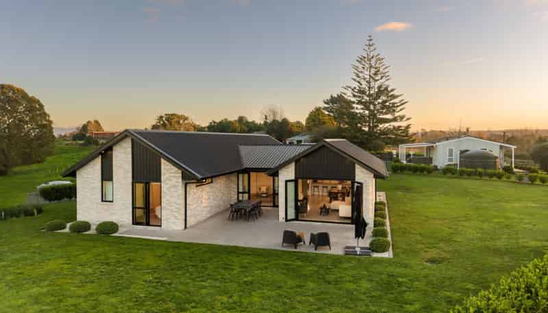 89 Burbush Road, Burbush
