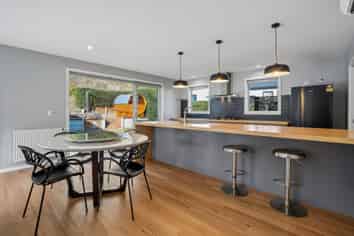 64 Risinghurst Terrace, Lower Shotover