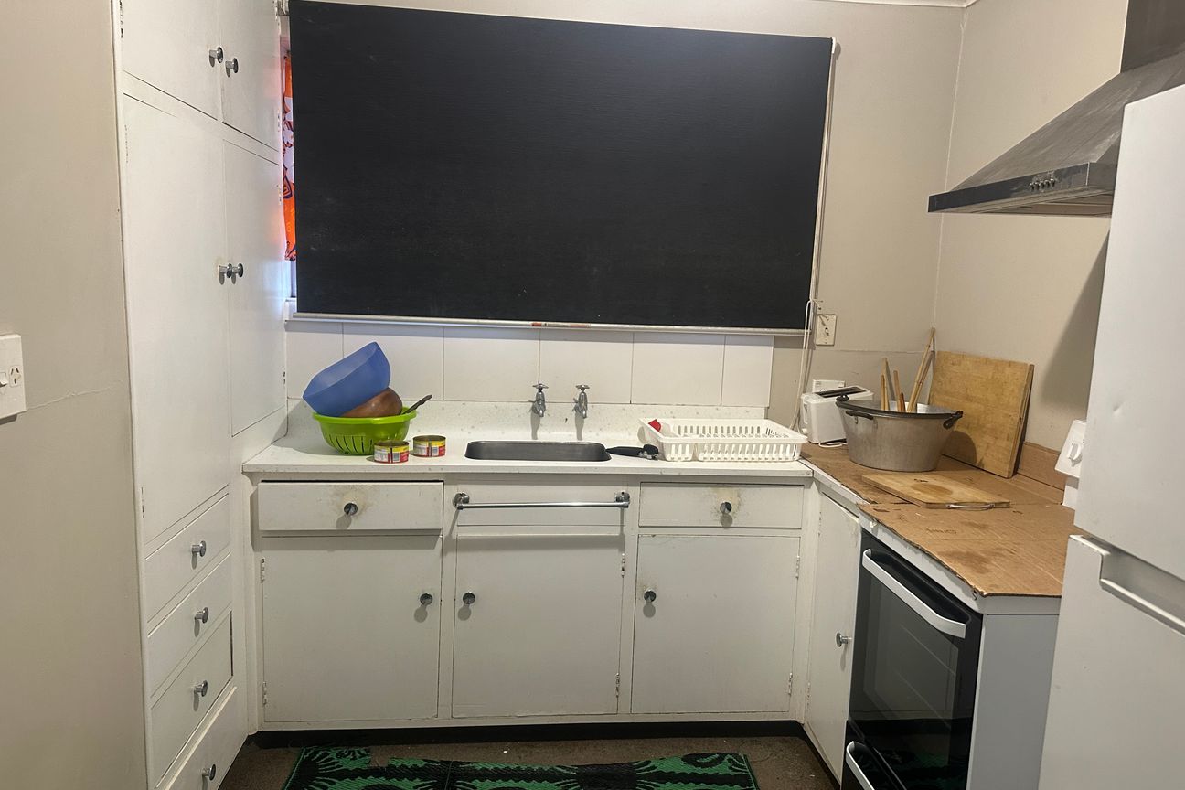 Investor Alert - View 4