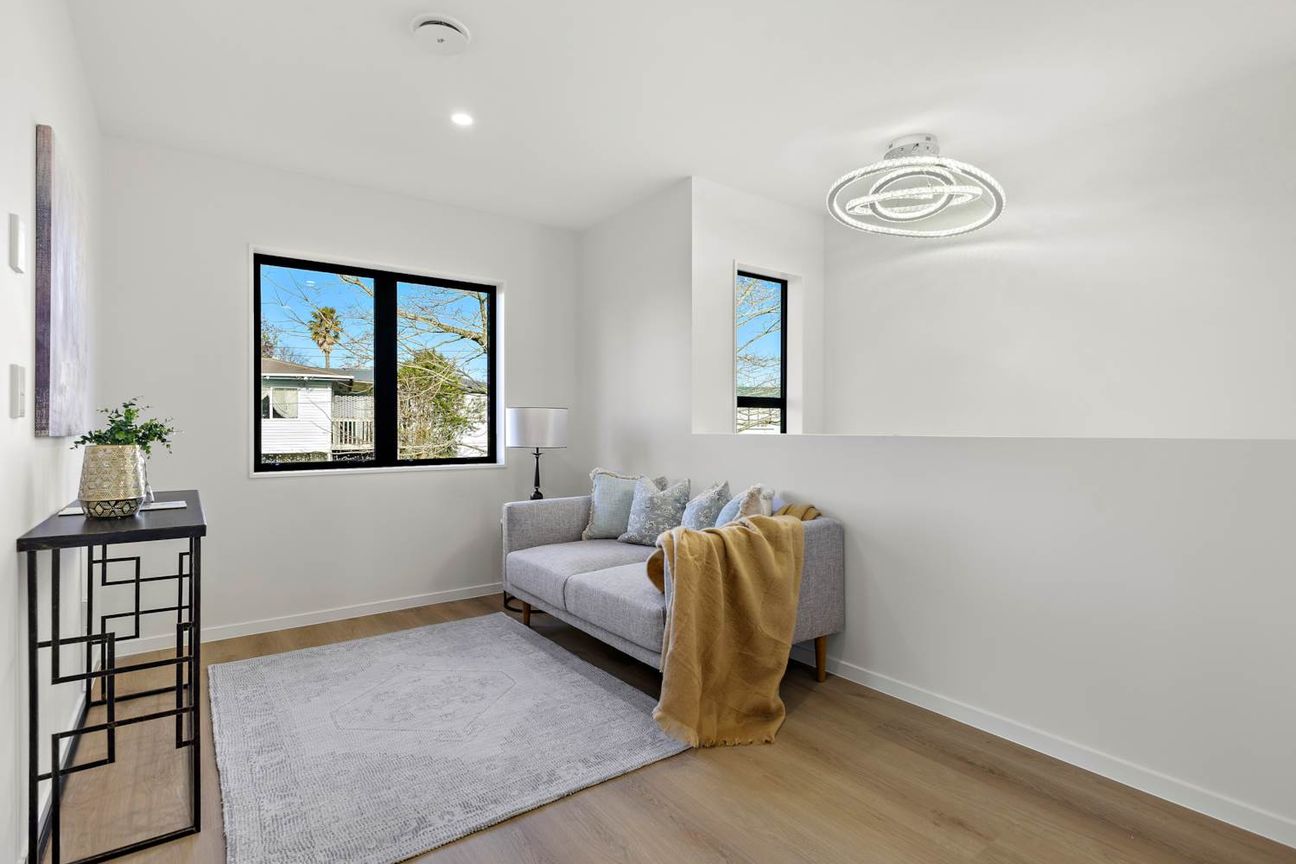4 Beds, 3 Baths - Family Living at Its Best - Altro