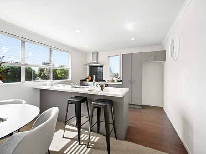 1/6 Page Place, Hamilton East
