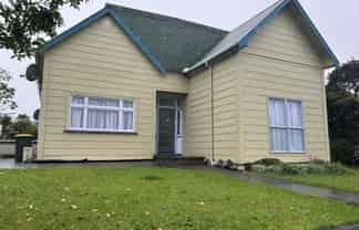 B/202 Hampden Street, Hokitika