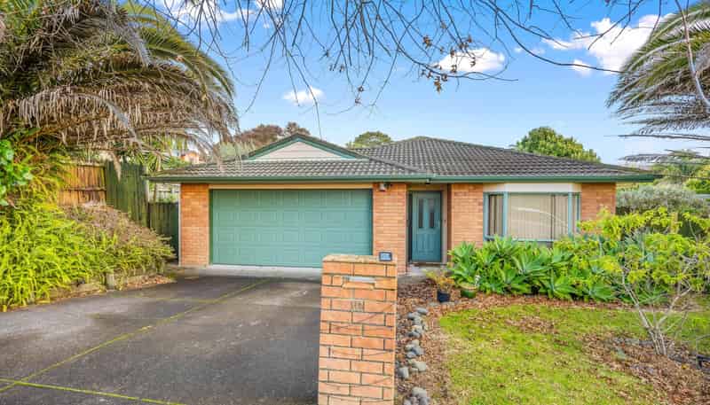10 Lake Panorama Drive, Henderson