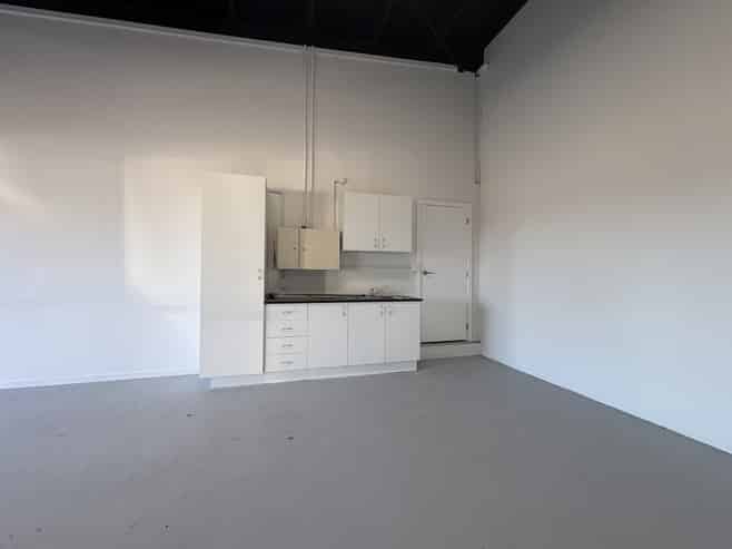 Trade retail unit Bromley