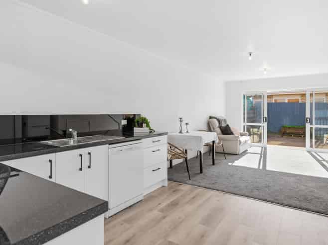 8/20 Miro Street, Mount Maunganui