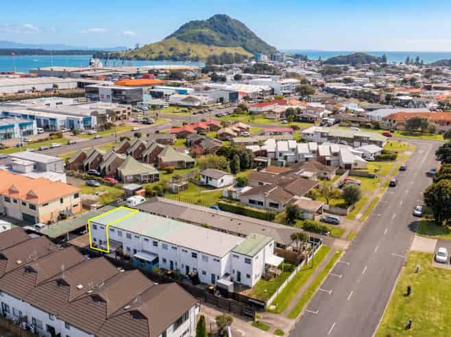 8/20 Miro Street, Mount Maunganui