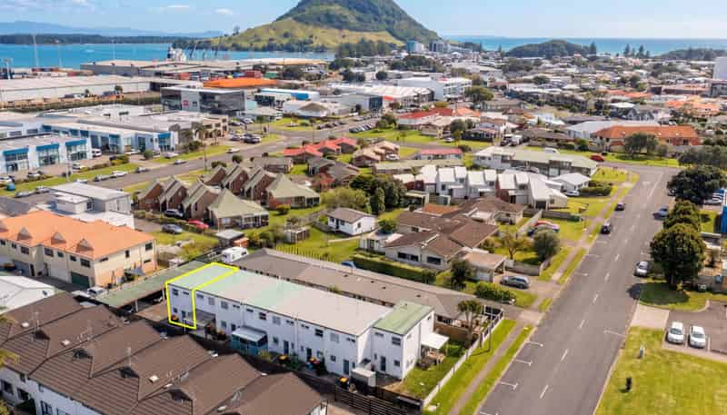 8/20 Miro Street, Mount Maunganui