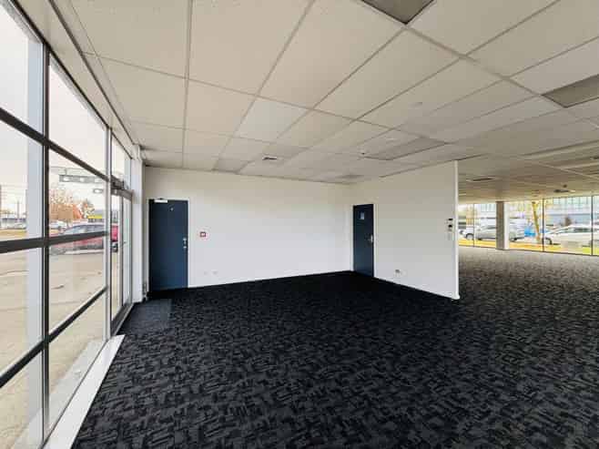 Office, Retail or Medical - 264 sqm in Burnside