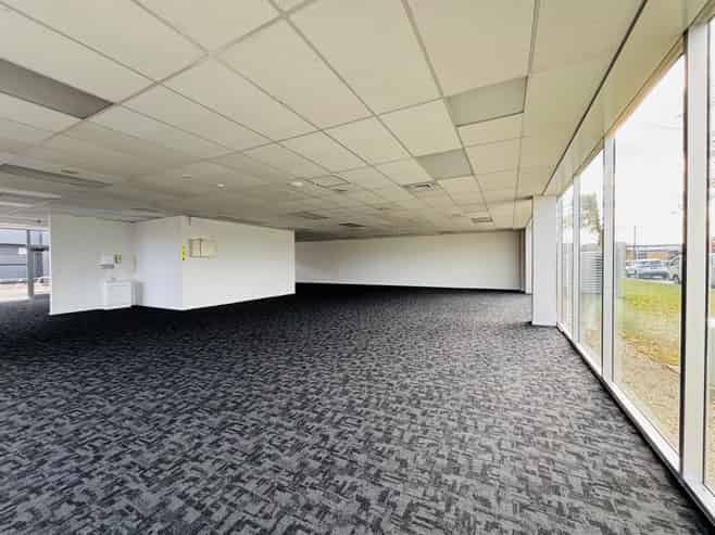 Office, Retail or Medical - 264 sqm in Burnside