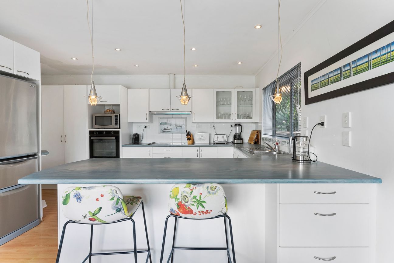 Family Living in the Heart of Mairangi Bay - Ansicht 5