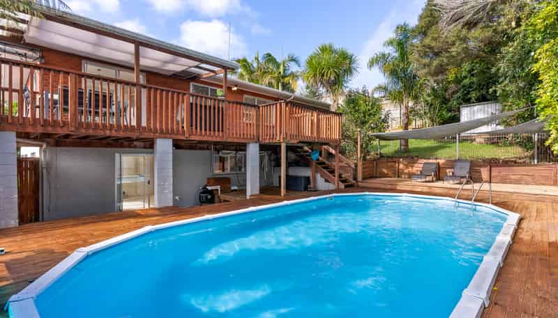 42 Maxwelton Drive, Mairangi Bay