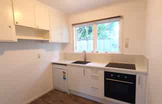 8C Fairleigh Ave, Mount Albert