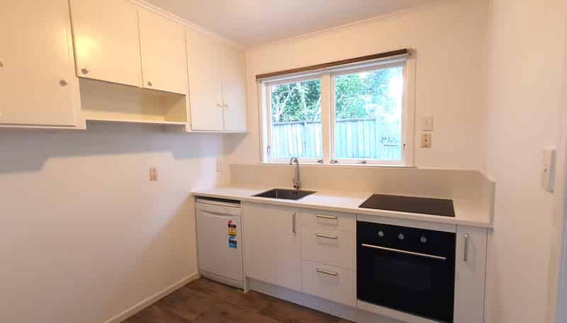8C Fairleigh Ave, Mount Albert