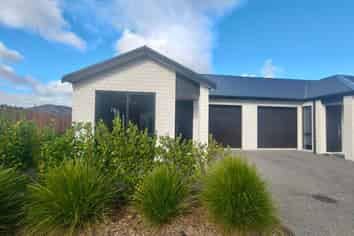 8 Lily Pond Lane, Katikati