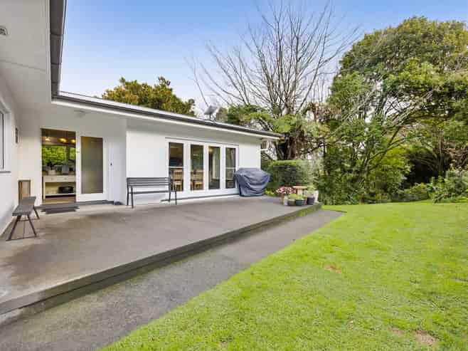 1 High Road, Hawera