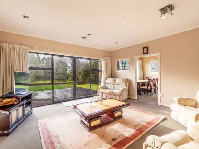522 Tay Street, Hawthorndale