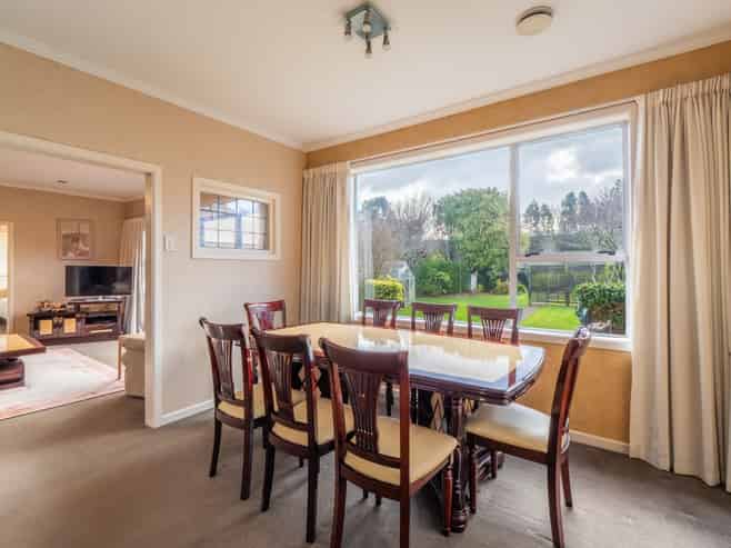522 Tay Street, Hawthorndale