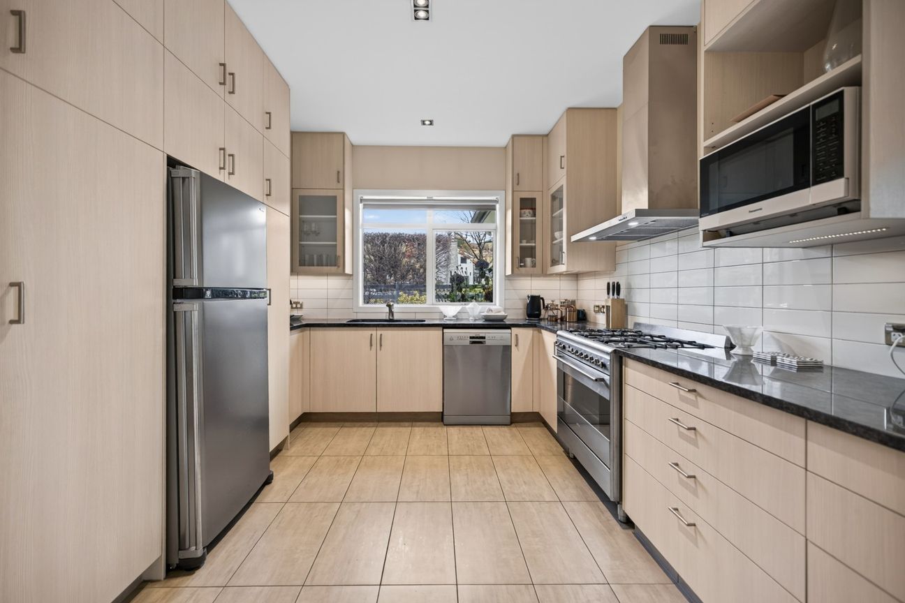 Motivated vendor - new price $2,195,000 - Bild 4