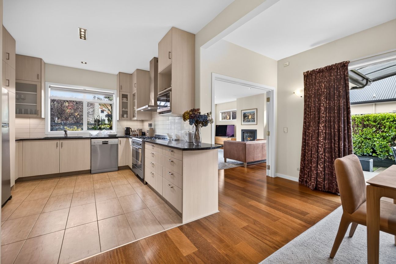 Motivated vendor - new price $2,195,000 - Bild 3