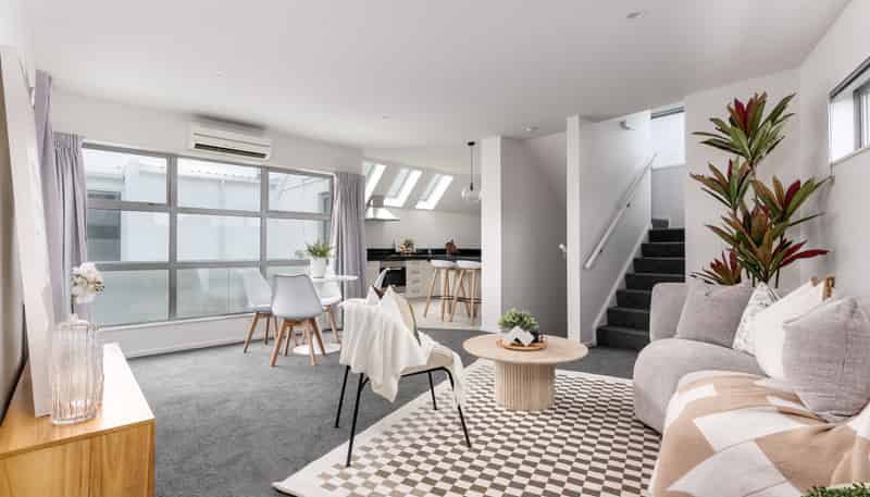 142B Packe Street, Edgeware