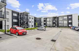 105/17 Vialou Street, Hamilton Central