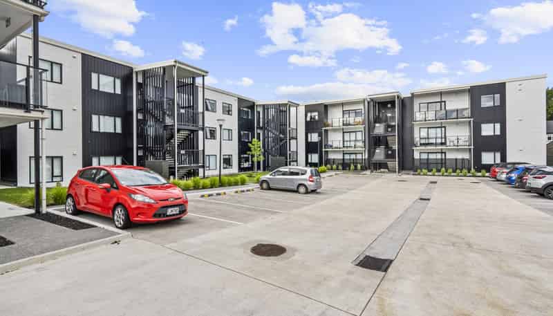 105/17 Vialou Street, Hamilton Central