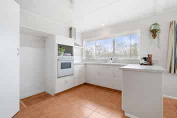 4 Fairbrother Street, Carterton