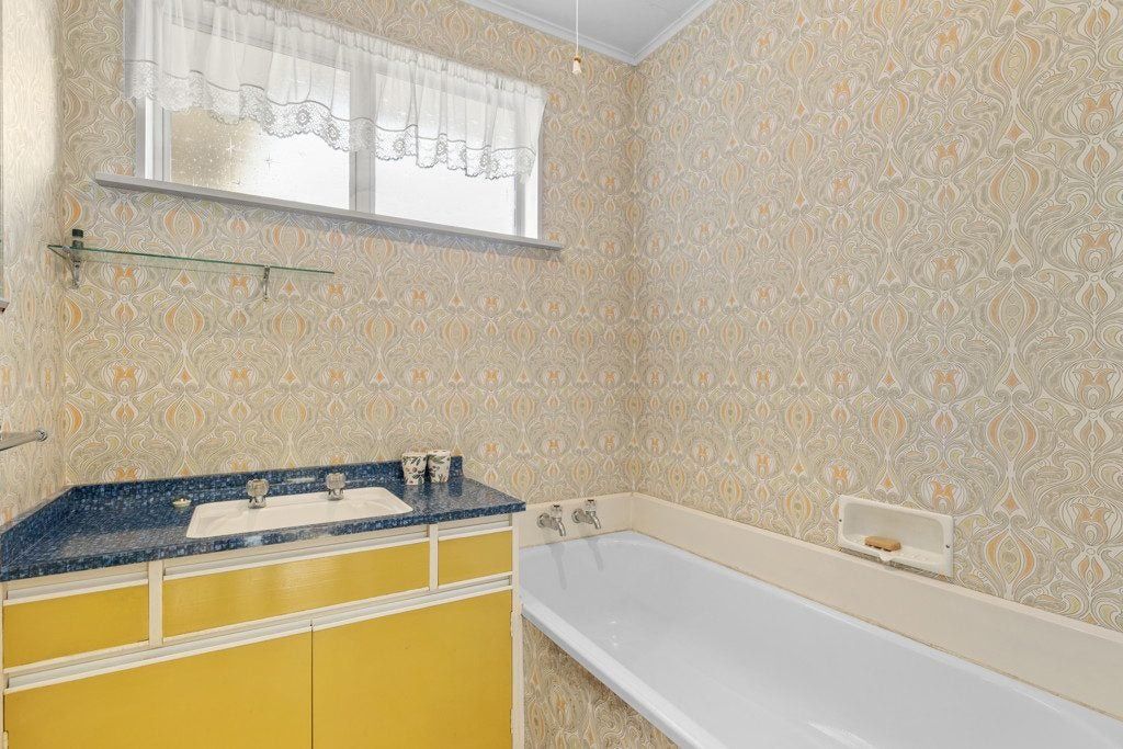 Charming 3 Bedroom Home in Popular Redwoodtown – pohled 5