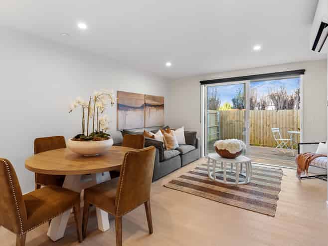 4/35 Halliwell Avenue, Papanui