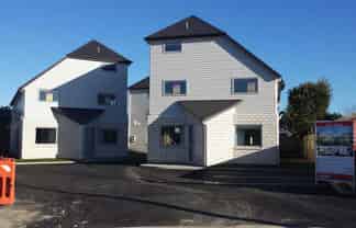 4b/7 Snead Place, Hamilton East
