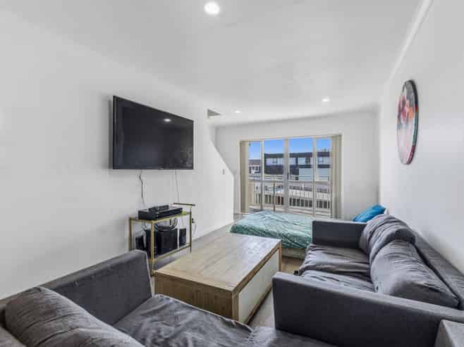 6/289 Shirley Road, Papatoetoe