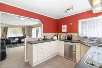 107a Lake Crescent, Hamilton Lake