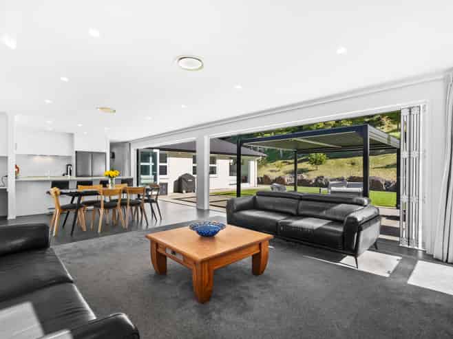 23 Catherin Servant Close, Maunu